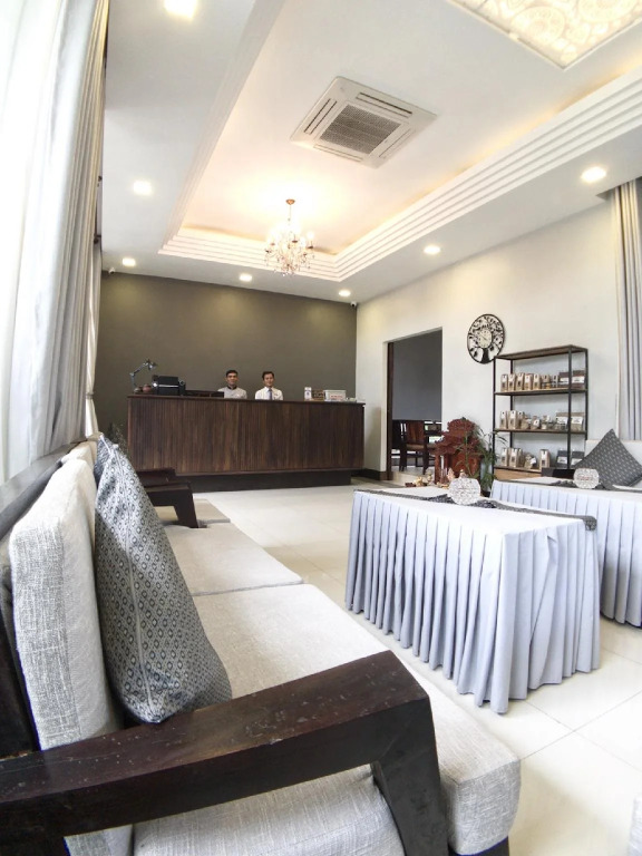 Hotel Five.S