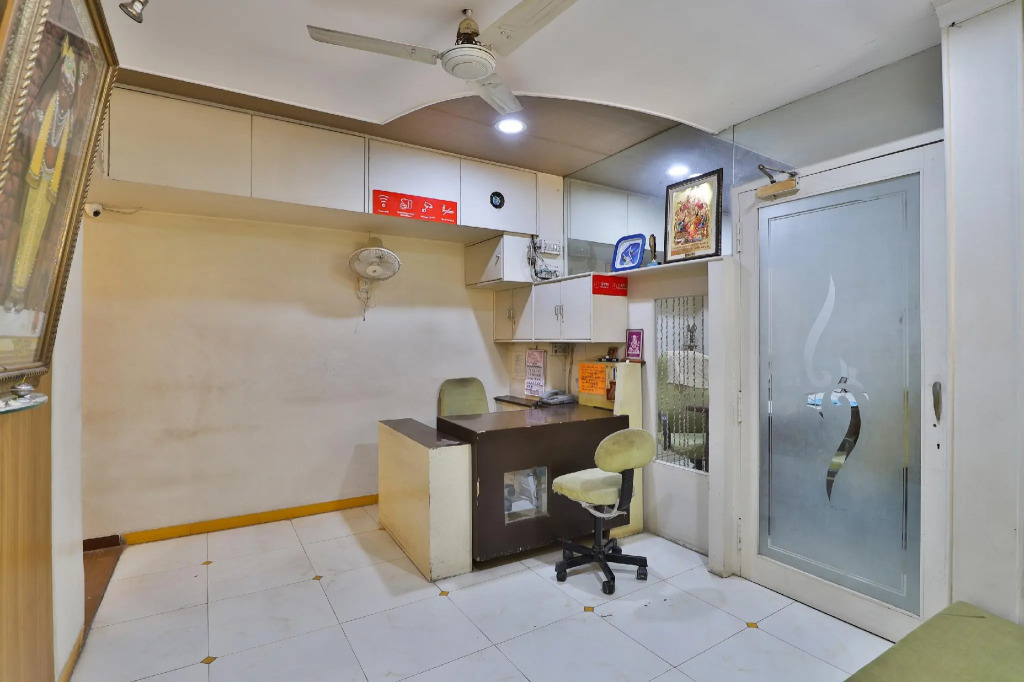 OYO Townhouse 540 Riddhi Siddhi