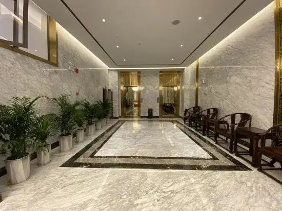 Qirui Hotel