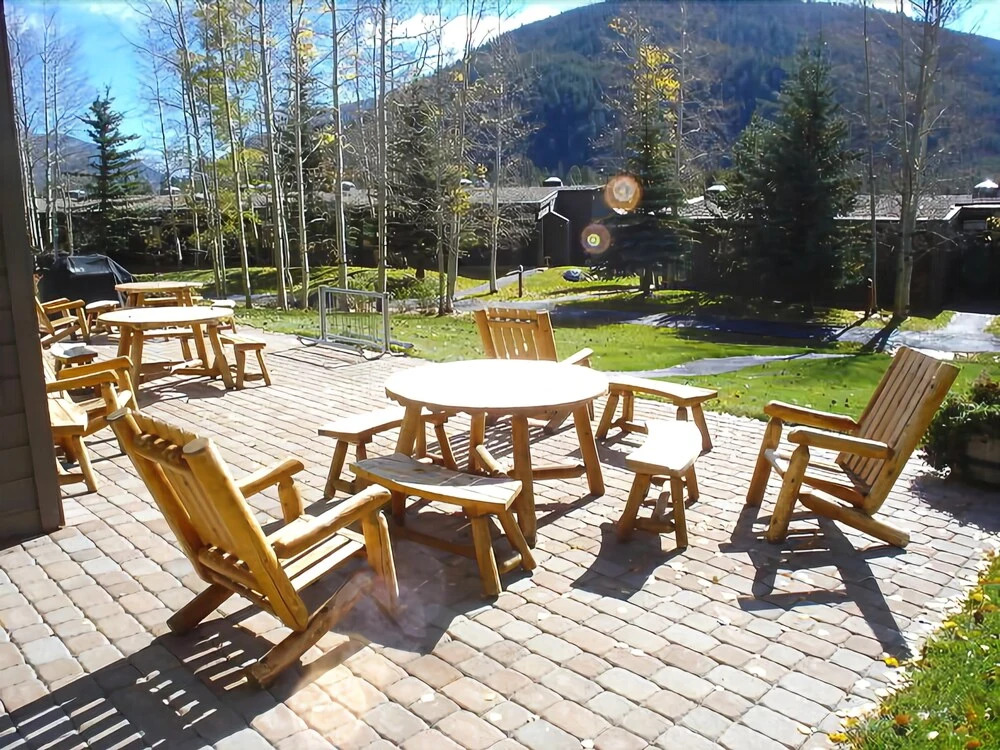 Lodgepole 2003 by SummitCove Vacation Lodging