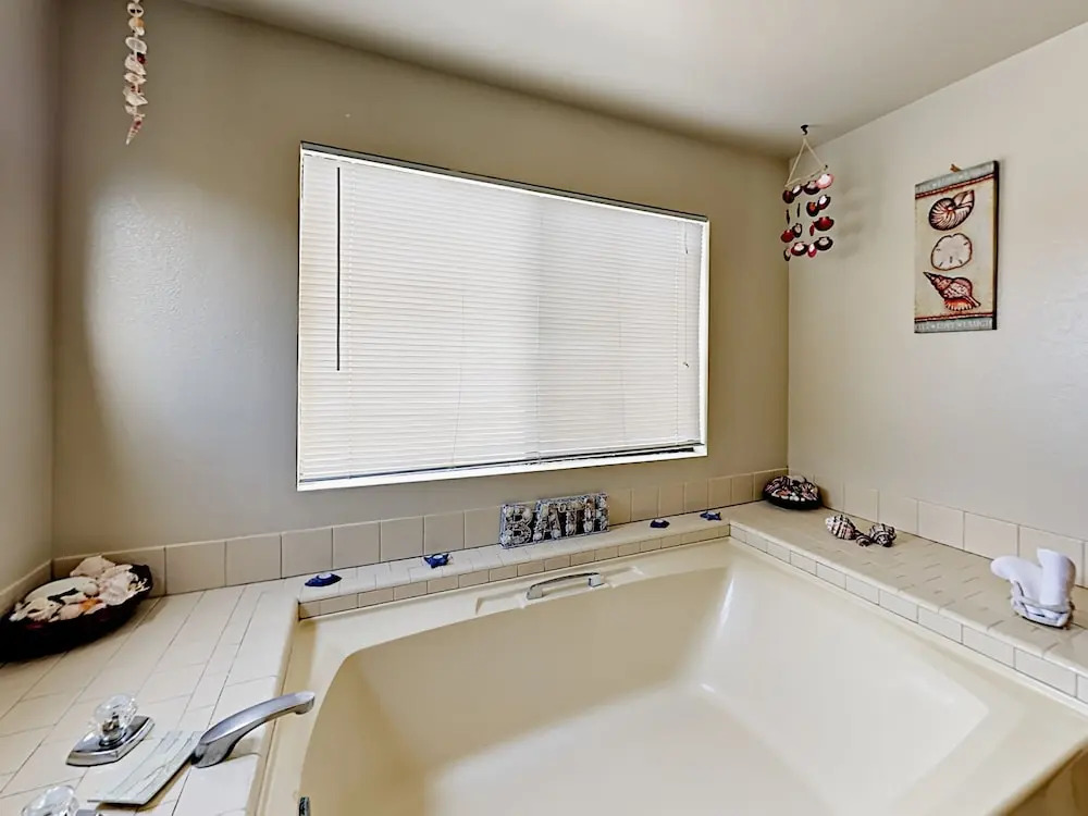 339 Mccarthy Ave Home 3 Bedrooms 2 Bathrooms Home