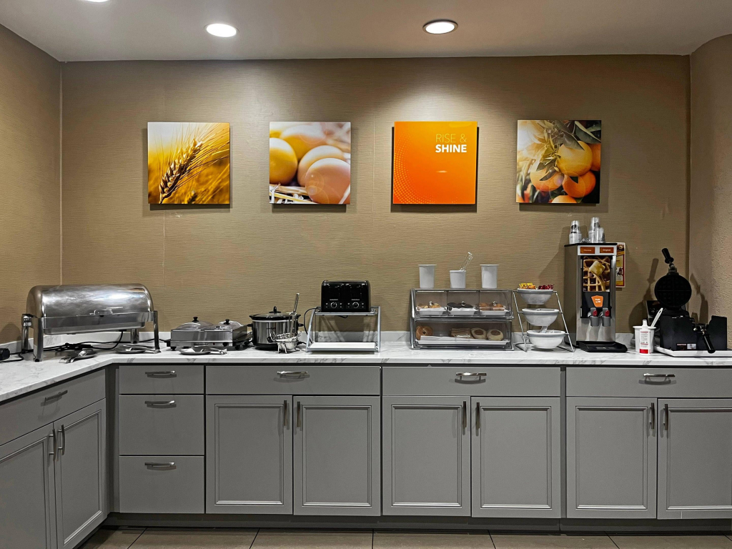 Comfort Suites Peoria Sports Complex