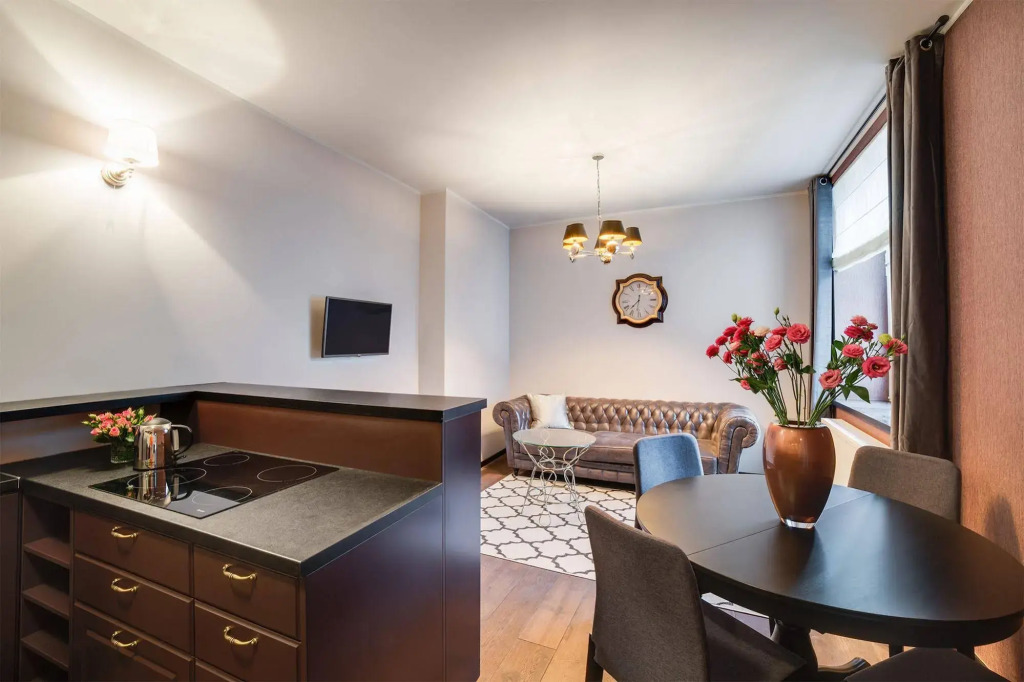 Too-Good Premium Apartments