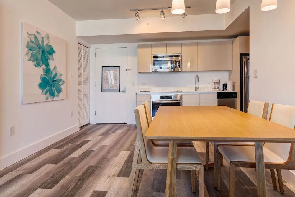 Beachwalk Private Apartments