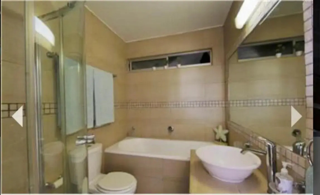 34 Kyalanga Beachfront Apartment