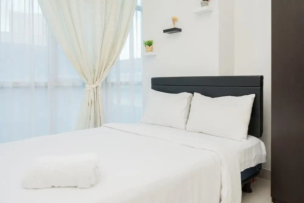 Strategic And Cozy Studio Apartment At Capitol Park Residence