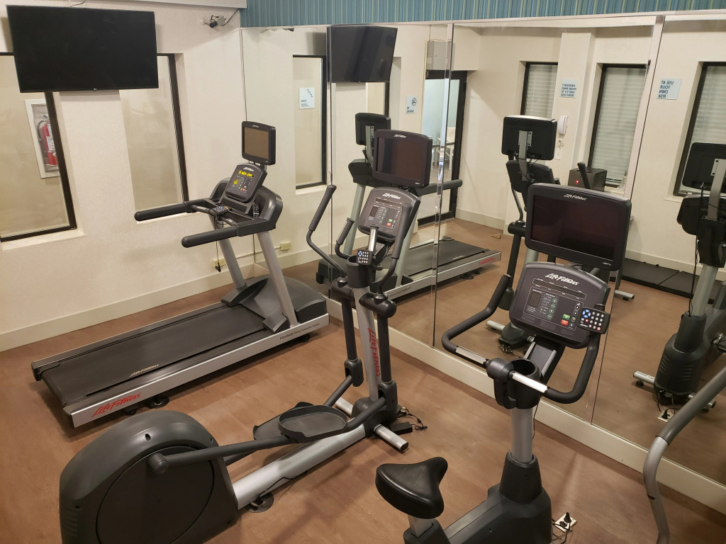 Holiday Inn Express Hotel Pittsburgh-North/Harmarville by IHG
