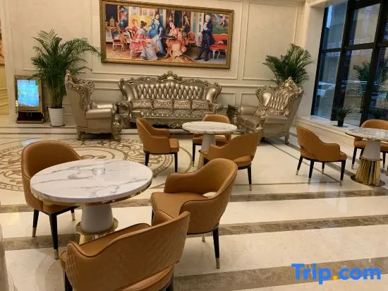 Vienna Hotel (Qingyuan Yingde Yicui Plaza)
