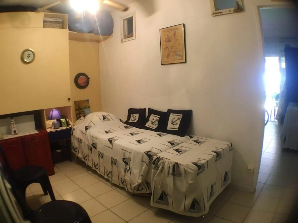 Appartement d'une chambre a Le Moule a 30 m de la plage avec vue sur la mer jardin clos et wifi
