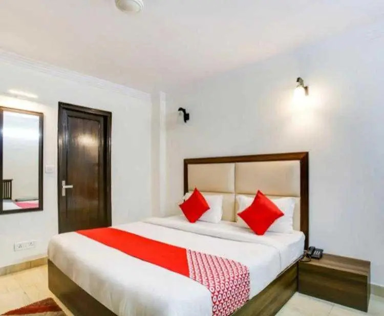 Hotel Grand Star By OYO