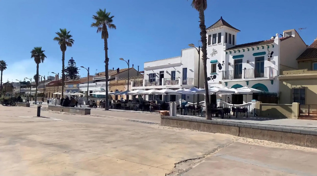Apartamento equipado playa Valencia OnesDeMar