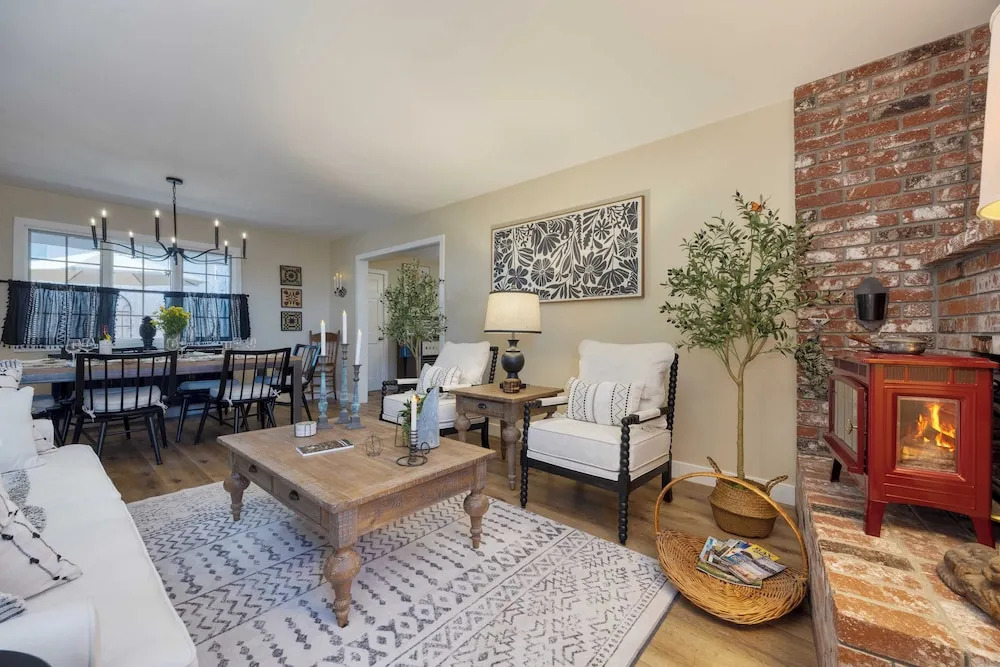 Coastal Retreat With Hot Tub, Ocean Views & Backyard Fun Newport Oasis by Avantstay
