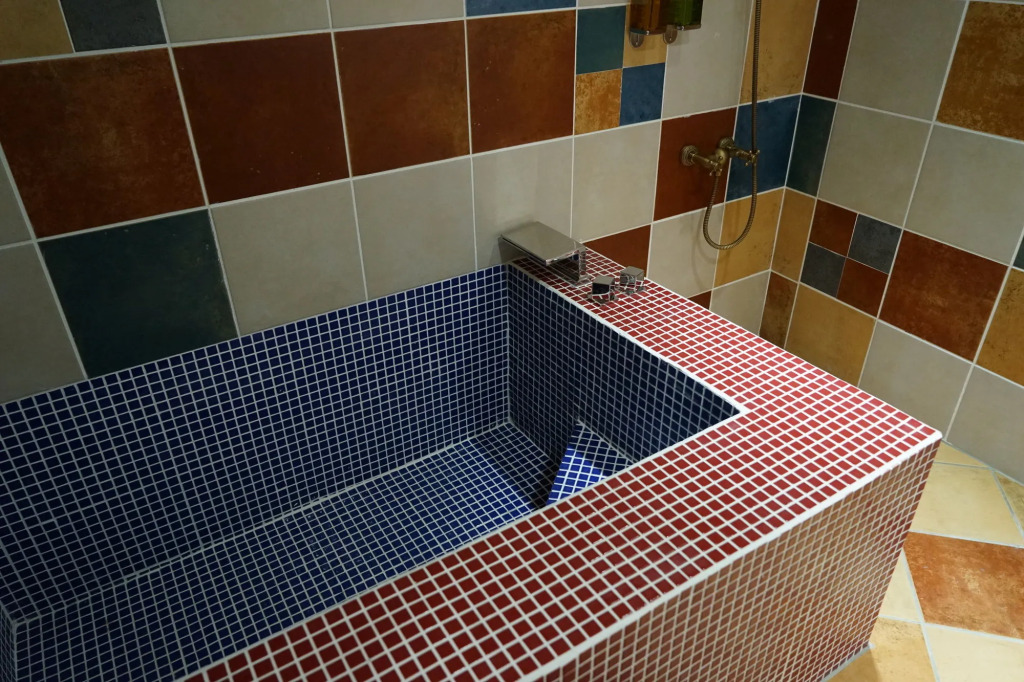 4 Design Inn
