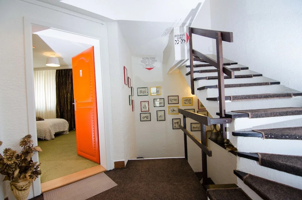 Halvat Guesthouse
