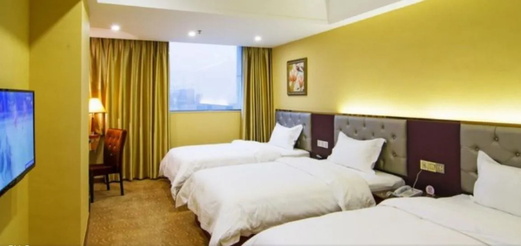 Green Island Holiday Hotel