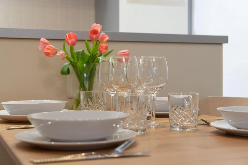 Exclusive Old Town Suites with City Views & AC by EasyBNB Premium