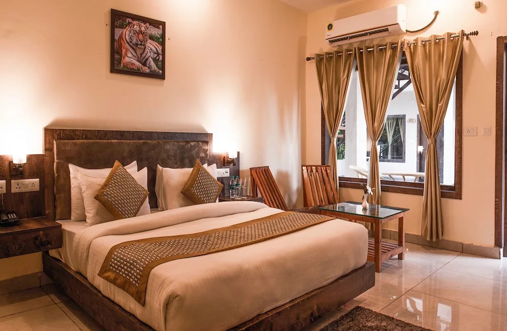 VOW HOTELS AND RESORTS