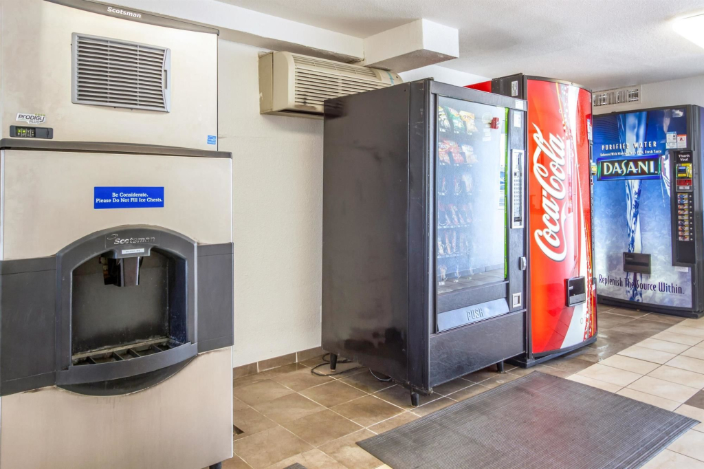 Motel 6-Phoenix, AZ - North Bell Road
