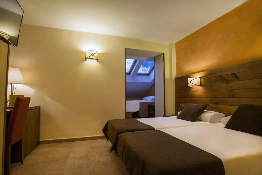 Hotel Màgic Pas by Nexta