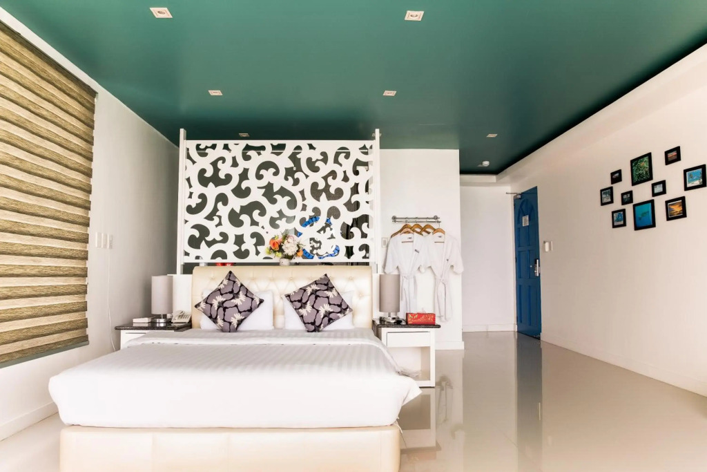 Boracay Ocean Club Beach Resort