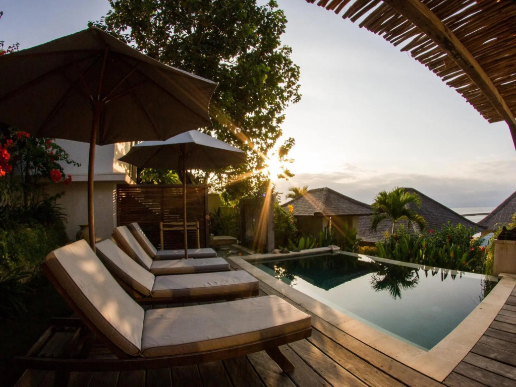 Batu Karang Lembongan Resort & Spa