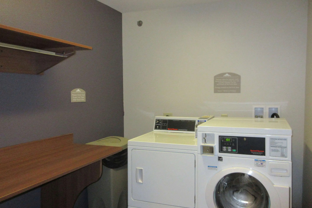Quality Inn & Suites Caldwell I-77