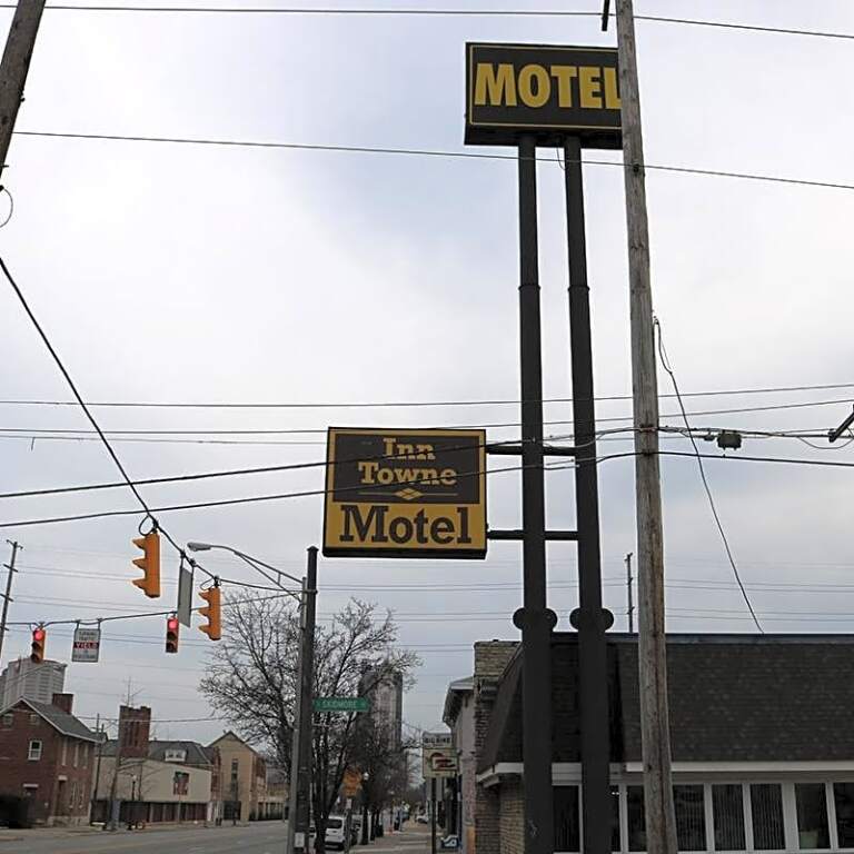Inn Town Motel Columbus
