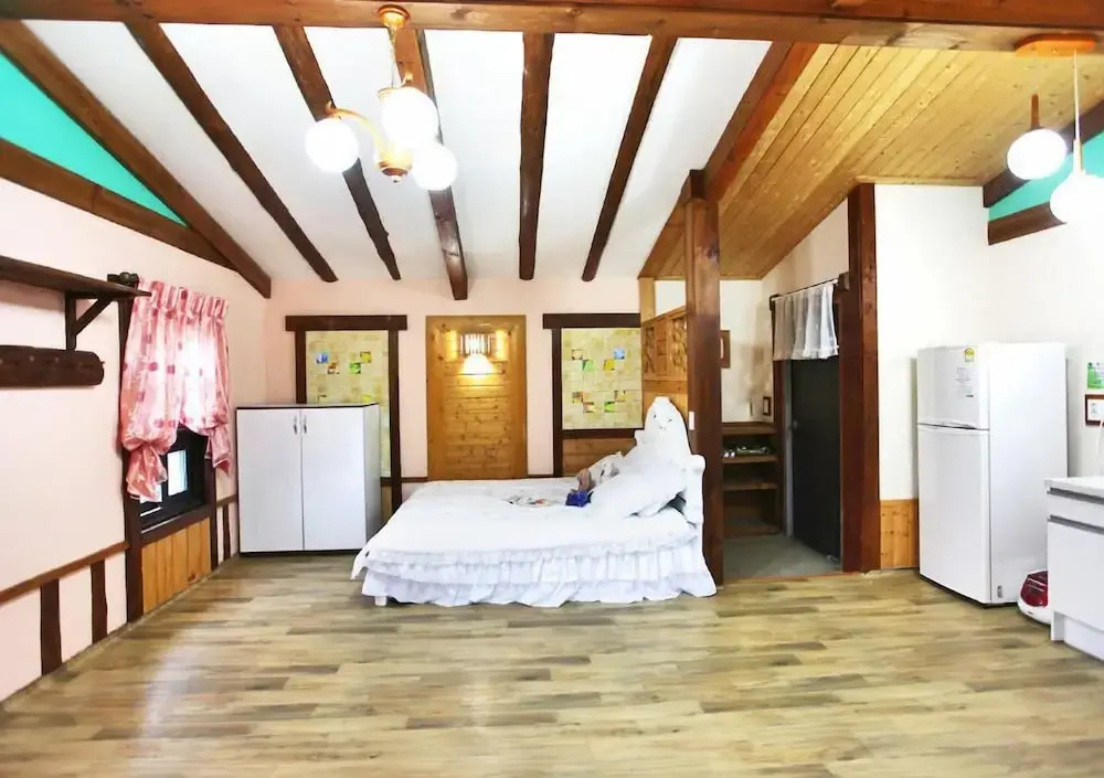 Camp Star Pension