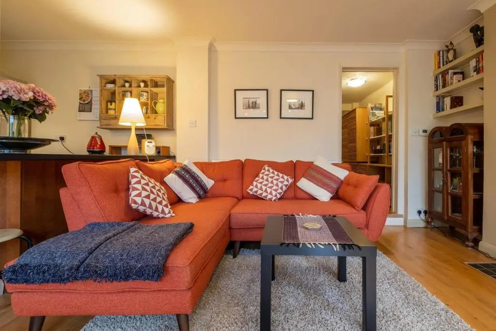 Quiet & calm apartment with garden