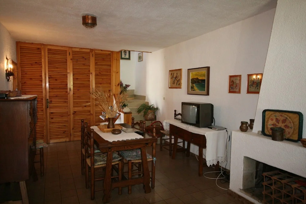 Villa Lola