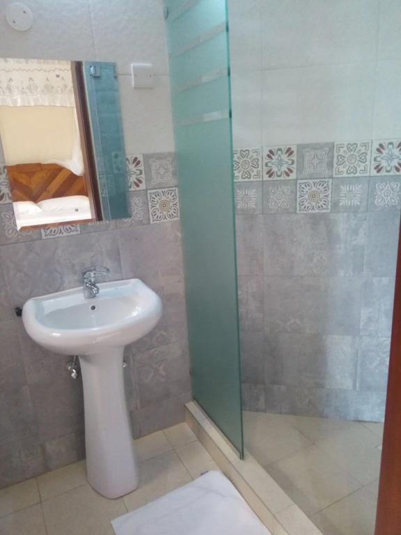 Emmaus Guesthouse Kampala