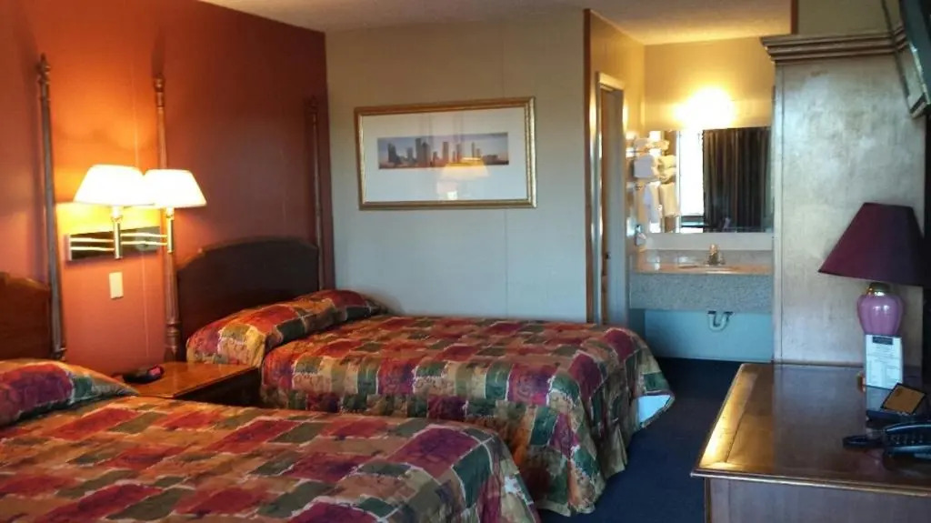 Carefree Inn Flatonia