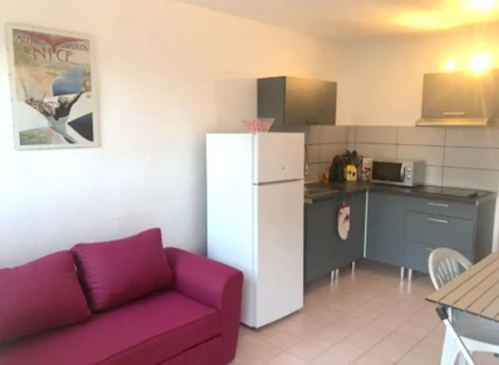 Apartment with 2 Bedrooms in Fréjus, with Pool Access And Enclosed Garden - 100 M From the Beach