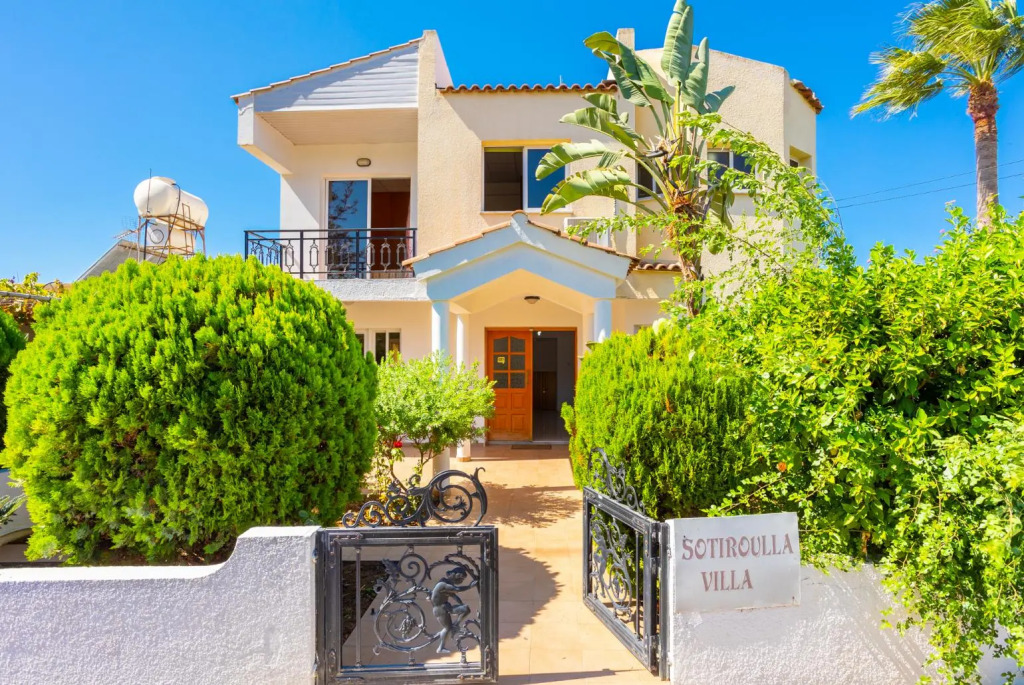 Villa Sotiroula