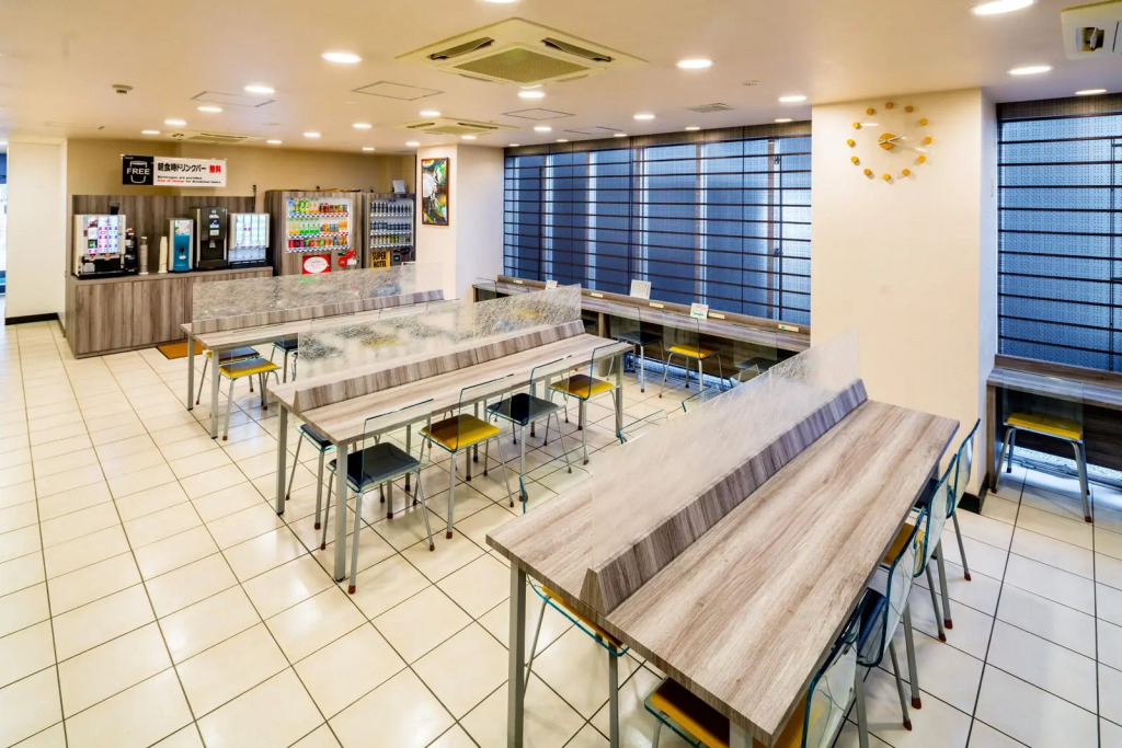 Super Hotel JR Shin-Osaka Higashiguchi