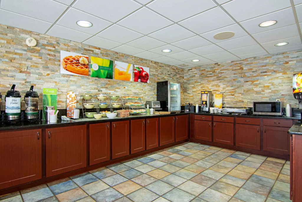 Quality Inn & Suites Richburg I-77