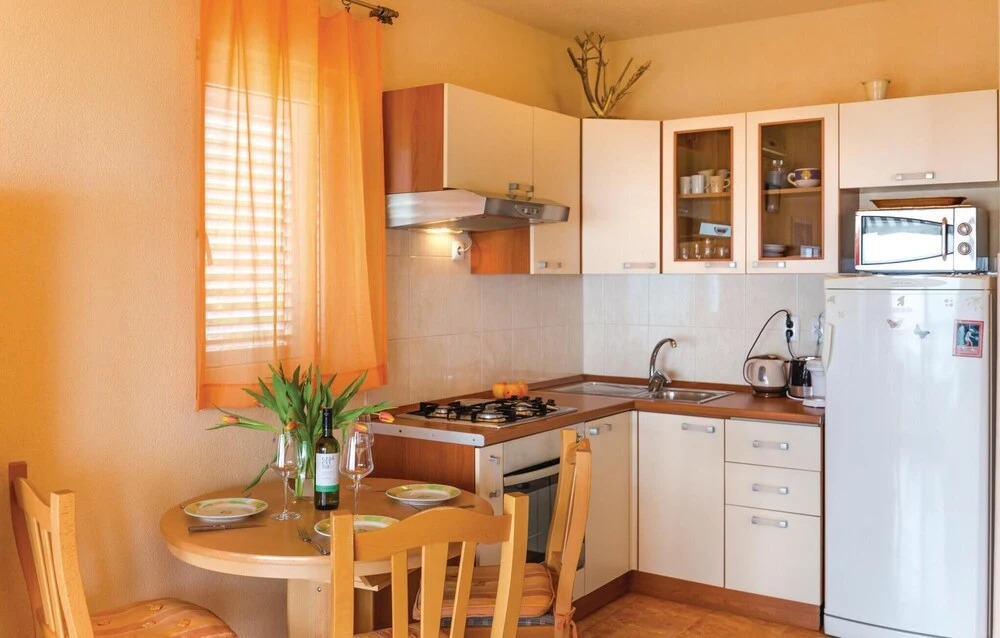 Stunning Home in Bast With Wifi and 1 Bedrooms