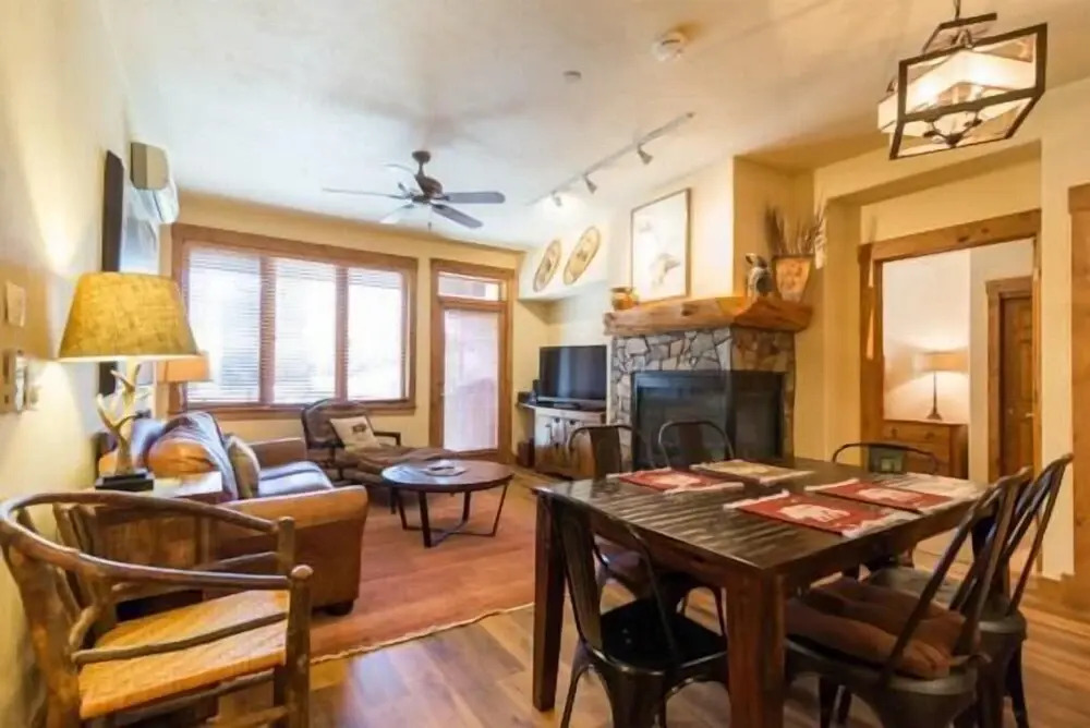 2106 Timberline Lodge, Trappeur's Crossing Apartment 2