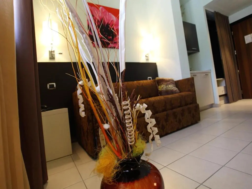 Euro Hotel