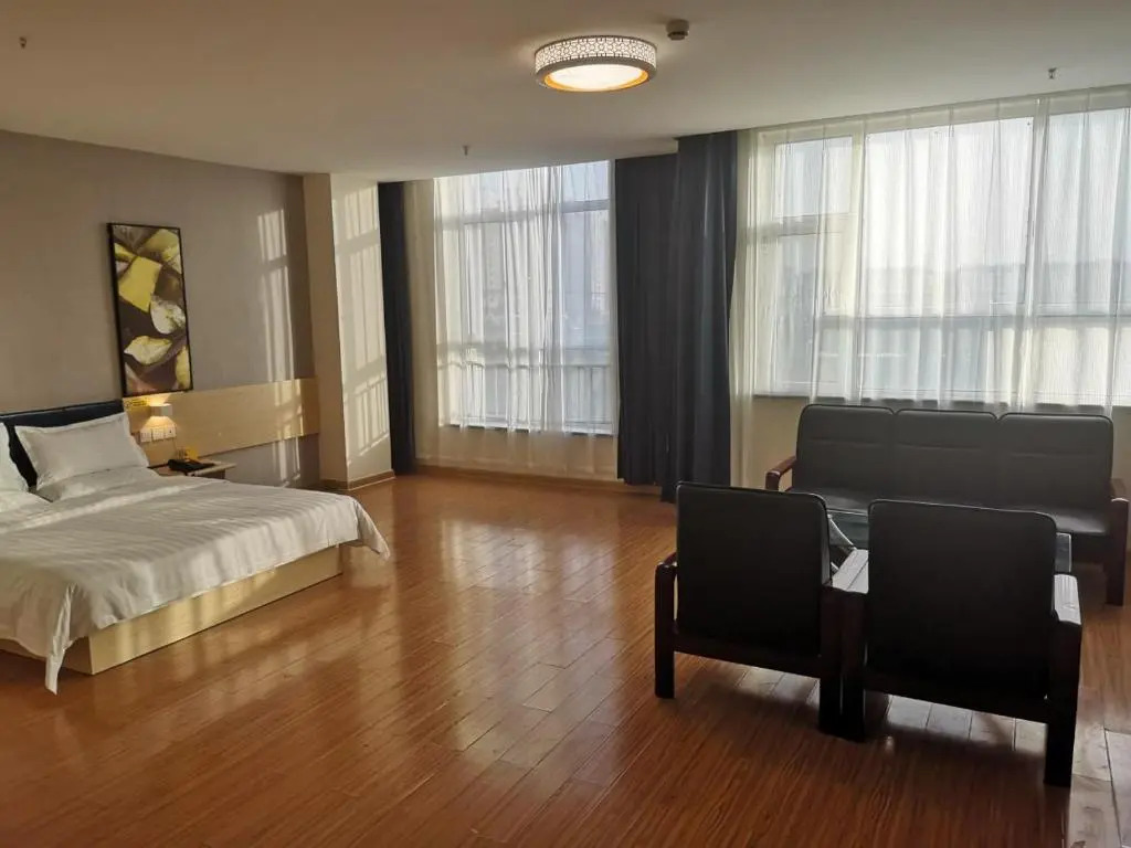 7Days Inn Dezhou Qihe Coach College