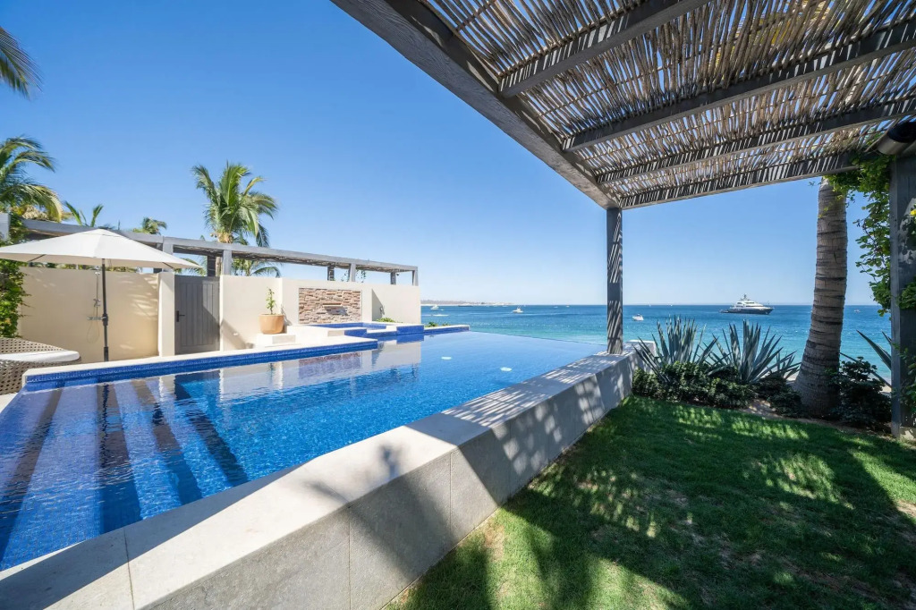 1 Homes Cabo