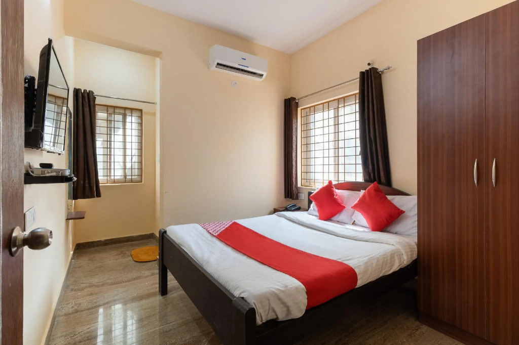 Oyo 71638 Hotel Multitech Inn