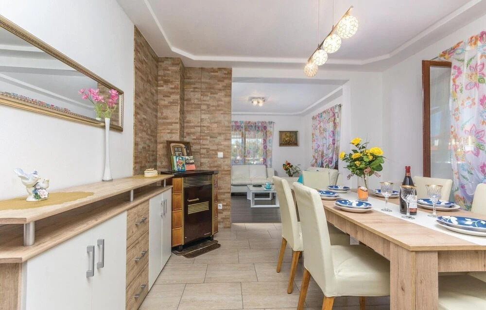 Stunning Home in Labin With Wifi and 5 Bedrooms
