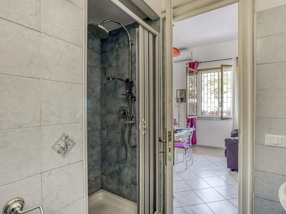 Beautiful Holiday Home in Palermo With Balcony and Netflix