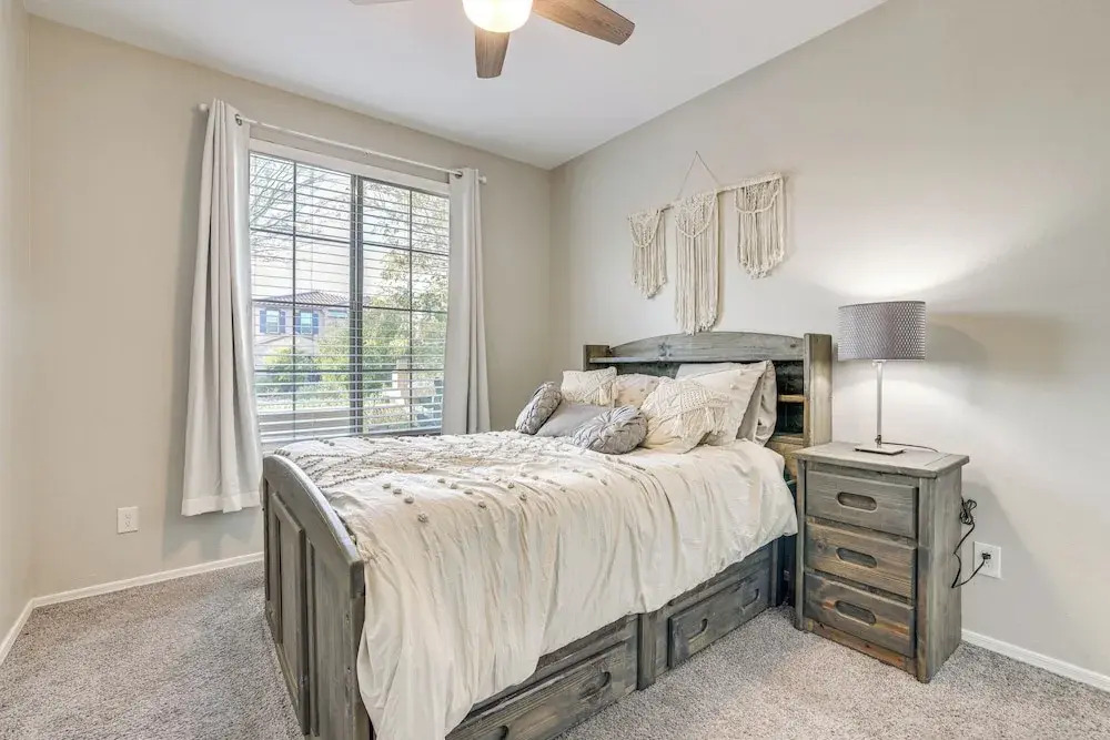 Goodyear Oasis w/ Outdoor Pool + Hot Tub!