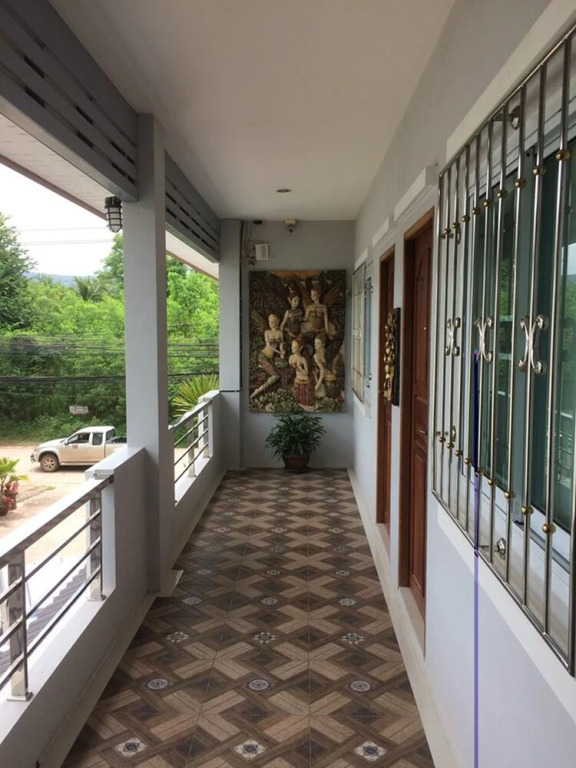 Phon Nab Phan House