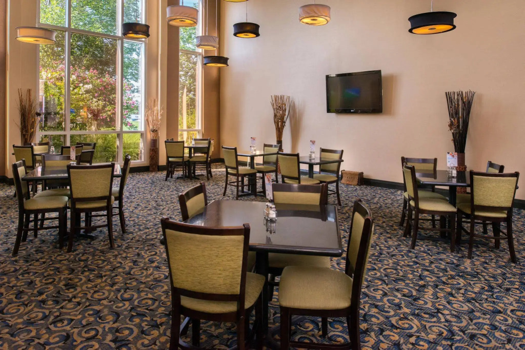 Holiday Inn Express & Suites Bucyrus by IHG