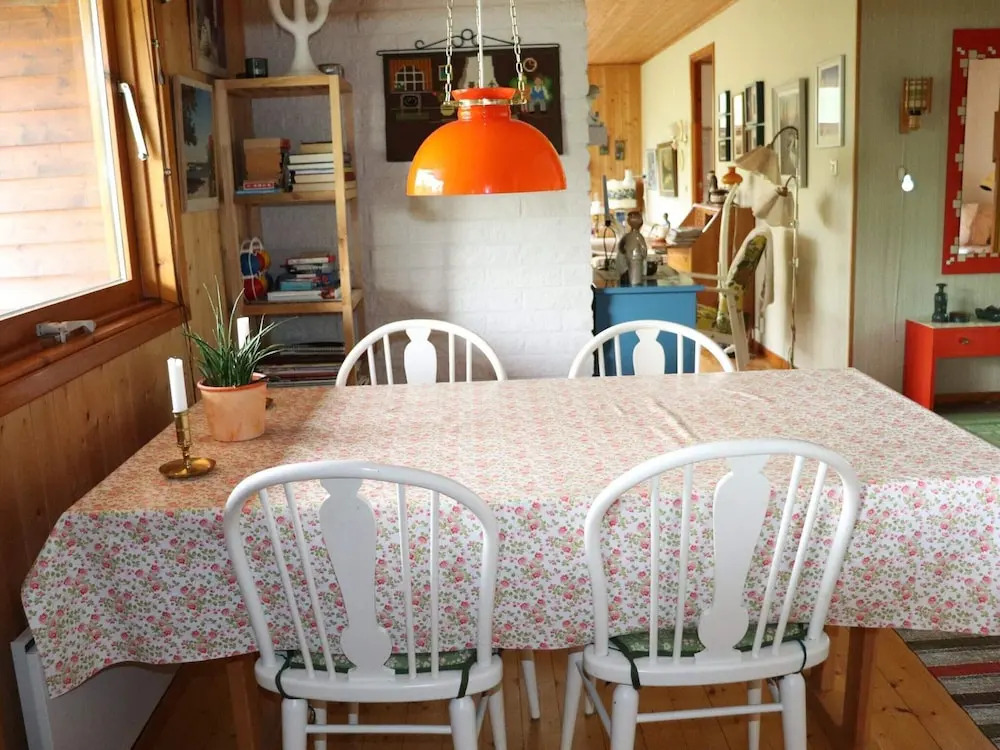 5 person holiday home in KNÄRED-By Traum