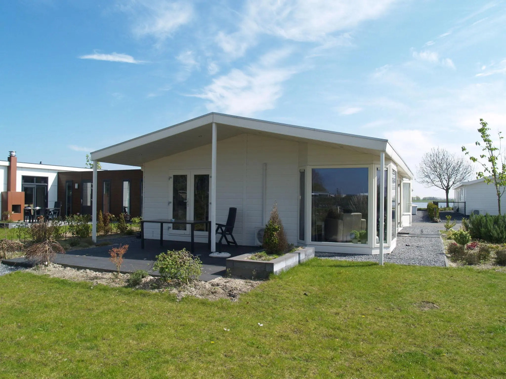 Comfortable Chalet Located in the Polder, Near Alkmaar