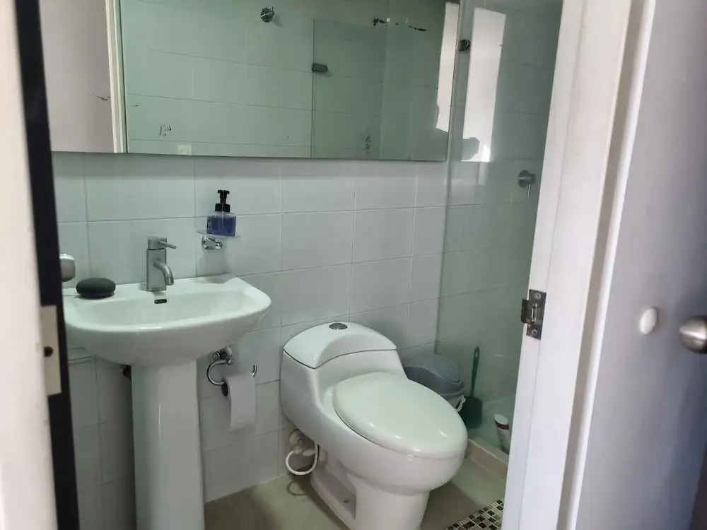 Habitación floridablanca 1 o 2 personas